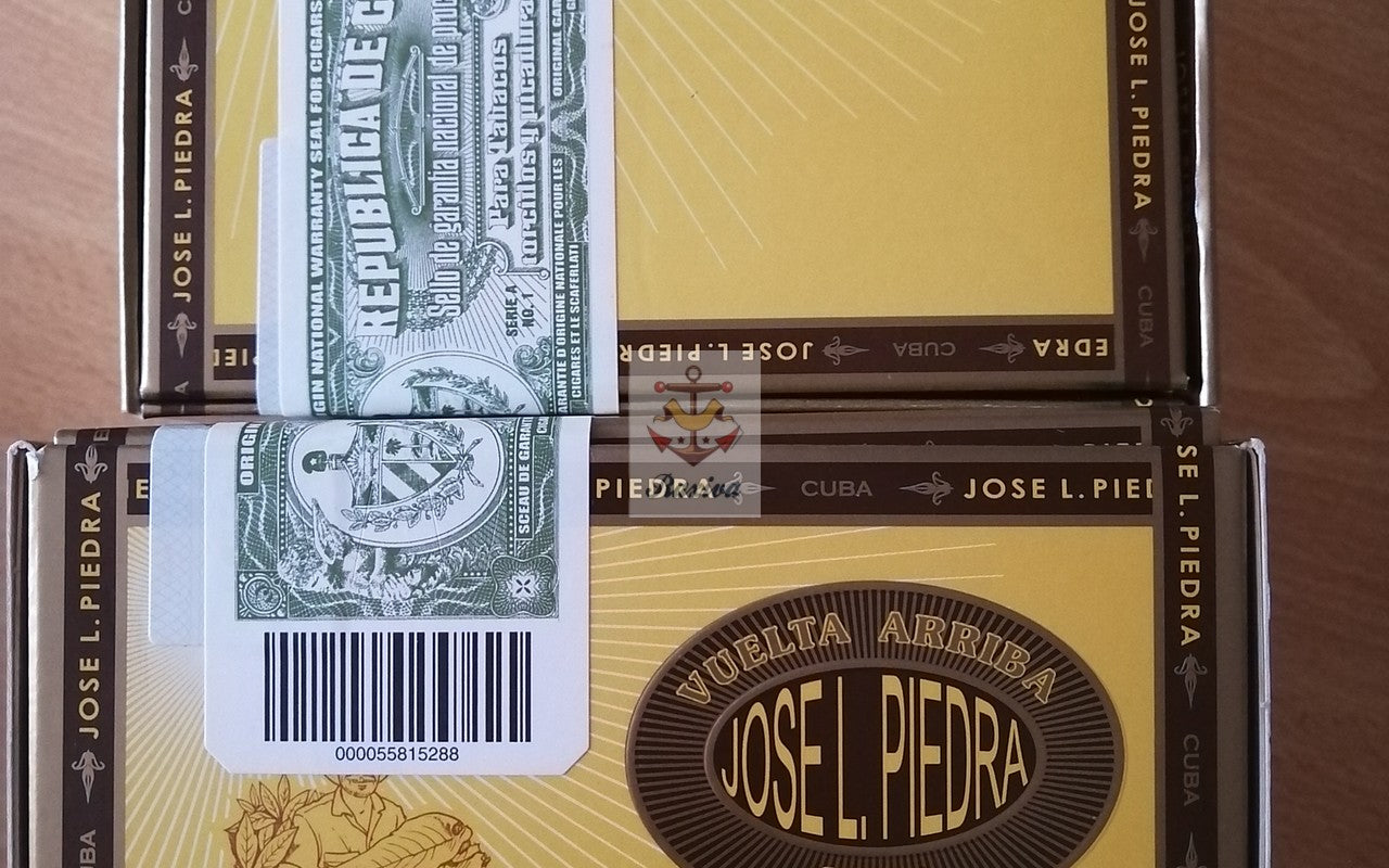 3 PUROS J.L PIEDRA CAZADORES